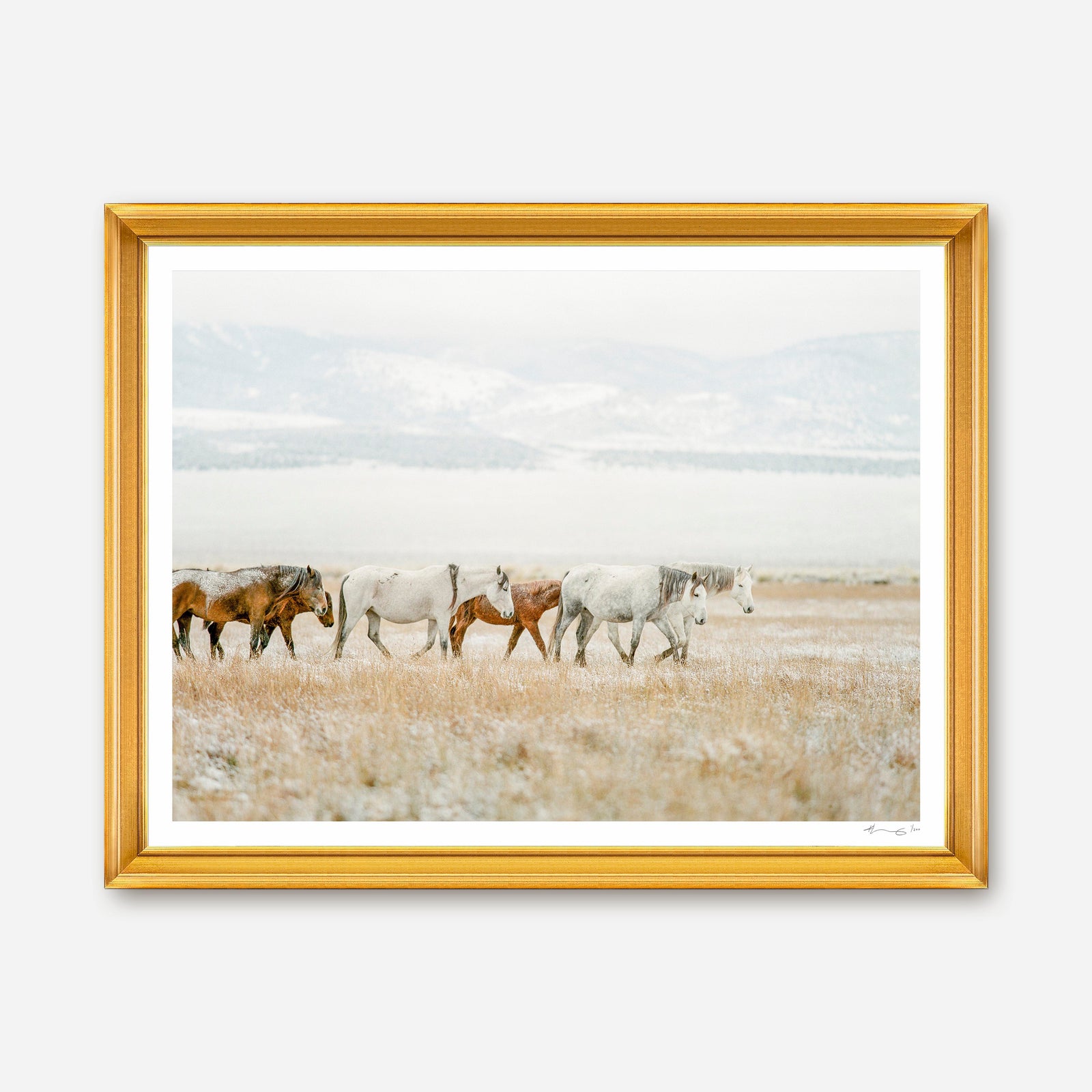 kmerryです GoldFrame-Landscape-52x40--